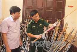 Thanh Hóa: Người dân giao nộp trên 2.000 súng, nòng súng săn